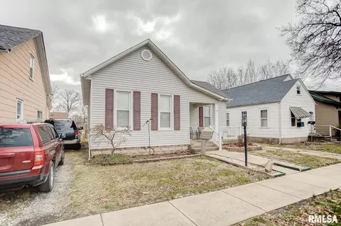 311 S Cherry St, Centralia, IL 62801 photo 3