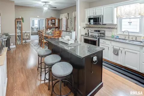 311 S Cherry St, Centralia, IL 62801 photo 24