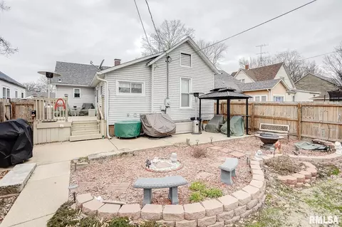 311 S Cherry St, Centralia, IL 62801 photo 7
