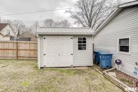 311 S Cherry St, Centralia, IL 62801 photo 10