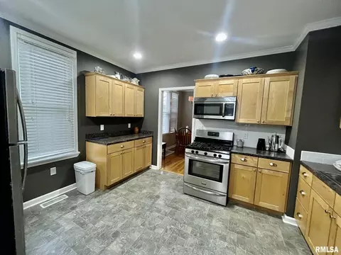 205 E 4th St, Metropolis, IL 62960 photo 17