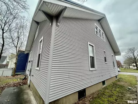 205 E 4th St, Metropolis, IL 62960 photo 5