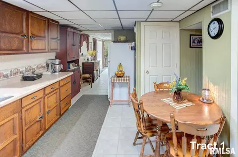 12280 E Night Rd, Dix, IL 62830 photo 22