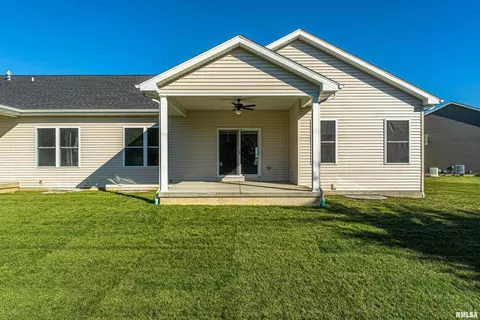 3300 Carnegie Dr, Springfield, IL 62711 photo 38