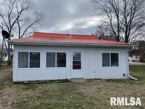 908 N Granite St, Marion, IL 62959 photo 3