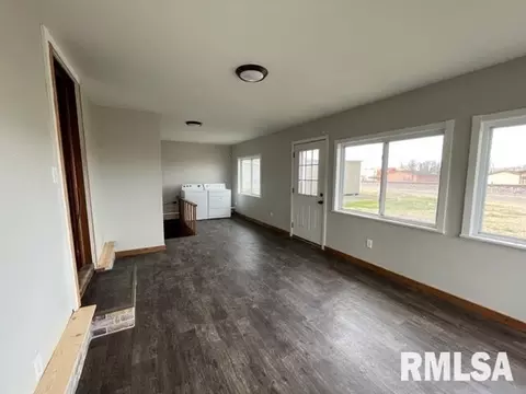 908 N Granite St, Marion, IL 62959 photo 16