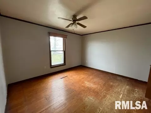 908 N Granite St, Marion, IL 62959 photo 11