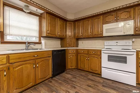 1203 Golf Course Rd, Marion, IL 62959 photo 13