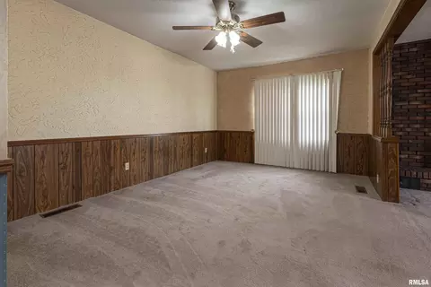 1203 Golf Course Rd, Marion, IL 62959 photo 10