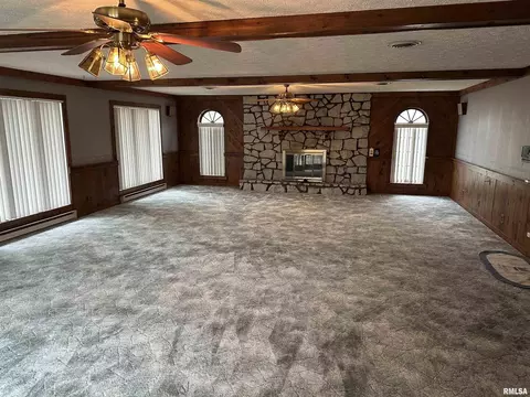 421 N Morrison St, Centralia, IL 62801 photo 8