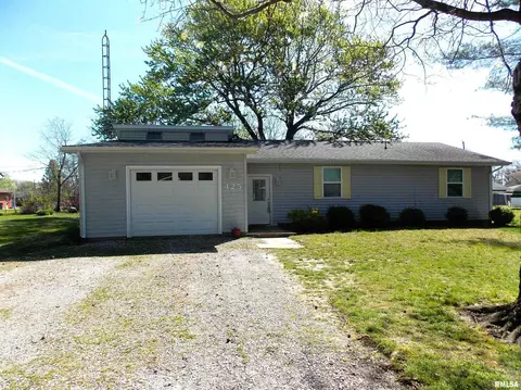 425 Westhaven Dr, Centralia, IL 62801