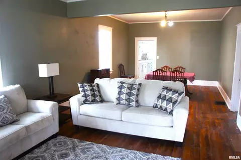 110 E 8th St, Metropolis, IL 62960 photo 6
