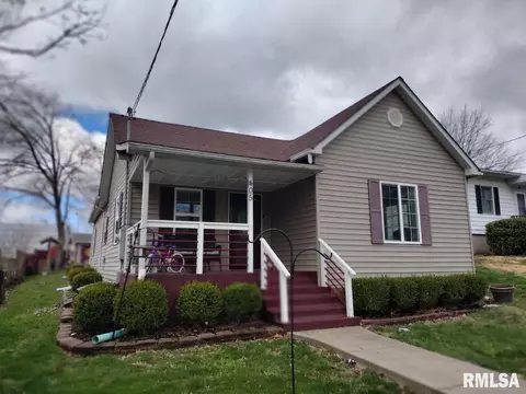 405 N Appleknocker St, Cobden, IL 62920