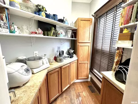 129 N Beech, Centralia, IL 62801 photo 13