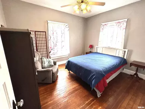 129 N Beech, Centralia, IL 62801 photo 20
