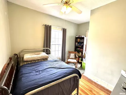 129 N Beech, Centralia, IL 62801 photo 21