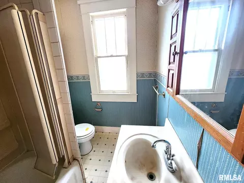 321 S Pine St, Centralia, IL 62801 photo 15
