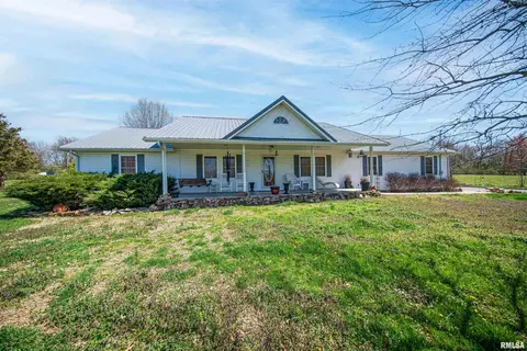 7822 Hill City Rd, Benton, IL 62812