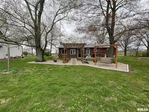 8812 Baxter Rd, Benton, IL 62812 photo 12