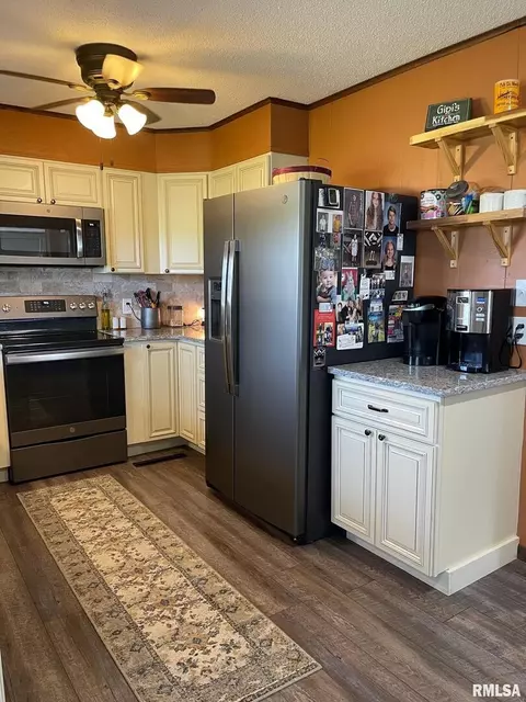 8812 Baxter Rd, Benton, IL 62812 photo 38