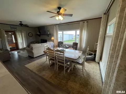 8812 Baxter Rd, Benton, IL 62812 photo 21