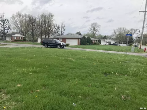 000 S Carbon St, Marion, IL 62959