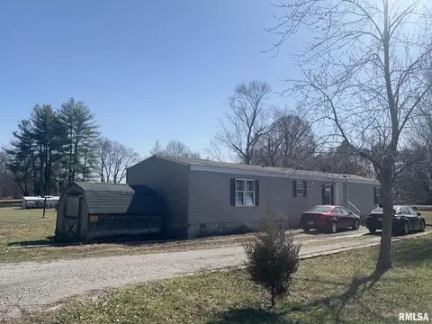500 E Johnson St, Valier, IL 62891