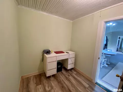 603 W Sylvia Ave, Christopher, IL 62822 photo 14
