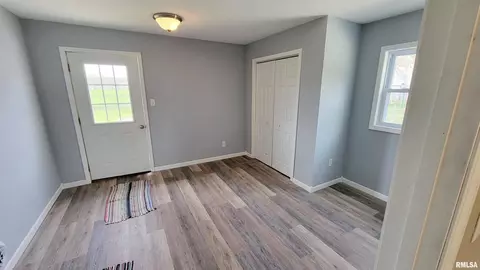 911 Lamson St, Flora, IL 62839 photo 35