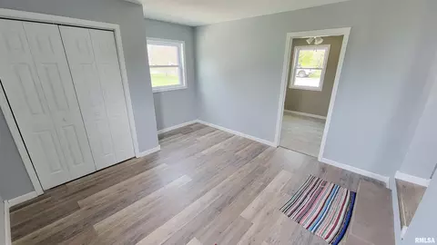 911 Lamson St, Flora, IL 62839 photo 34