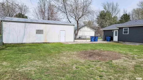 911 Lamson St, Flora, IL 62839 photo 42