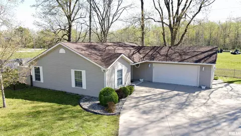 1504 Nathan Dr, Marion, IL 62959