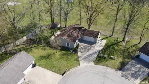 1504 Nathan Dr, Marion, IL 62959 photo 2