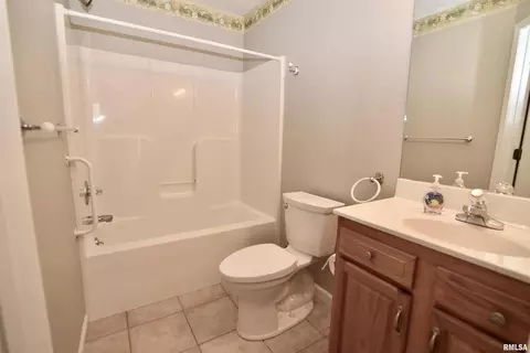 1504 Nathan Dr, Marion, IL 62959 photo 12