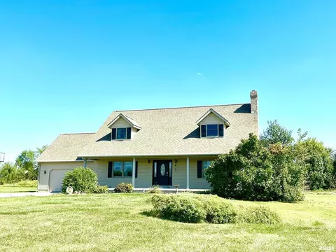 1668 Patriot Rd, Centralia, IL 62801