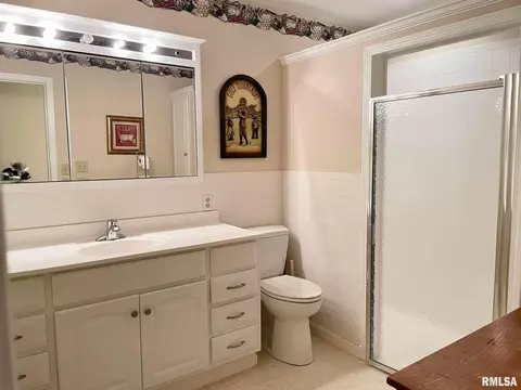 105 E 10th St, Metropolis, IL 62960 photo 26