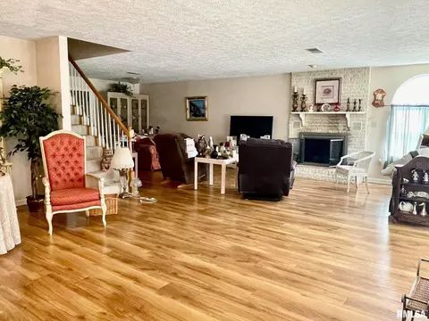 105 E 10th St, Metropolis, IL 62960 photo 7