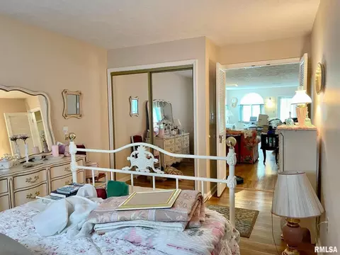 105 E 10th St, Metropolis, IL 62960 photo 25