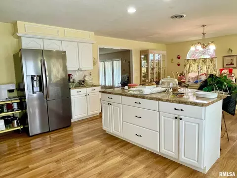105 E 10th St, Metropolis, IL 62960 photo 14