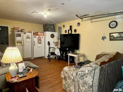 105 E 10th St, Metropolis, IL 62960 photo 32