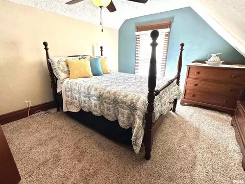801 E Calumet, Centralia, IL 62801 photo 26