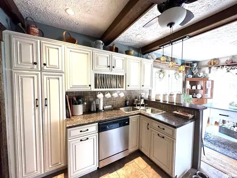 801 E Calumet, Centralia, IL 62801 photo 21