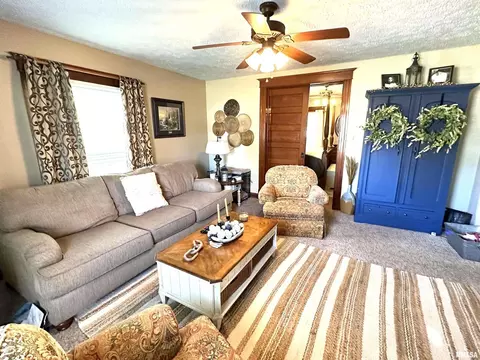 801 E Calumet, Centralia, IL 62801 photo 17