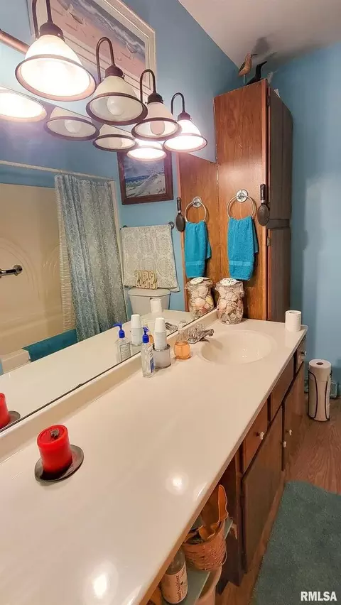 207 W 12th St, Flora, IL 62839 photo 31