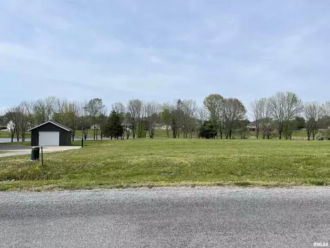 6543 Running Horse Dr, Carterville, IL 62918