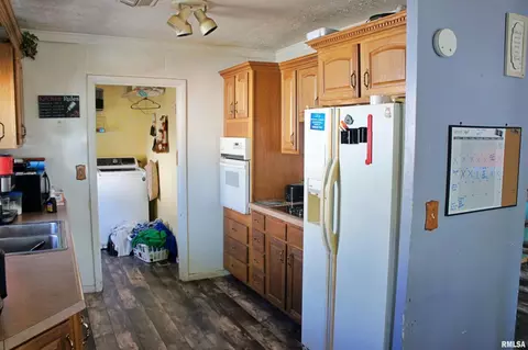 313 E 5th St, Metropolis, IL 62960 photo 9