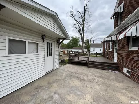 422 S Perrine St, Centralia, IL 62801 photo 23