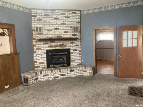 104 S 19th St, Herrin, IL 62948 photo 9