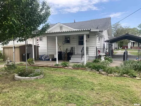 104 S 19th St, Herrin, IL 62948 photo 3