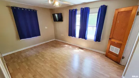 1007 Rider St, Flora, IL 62839 photo 40